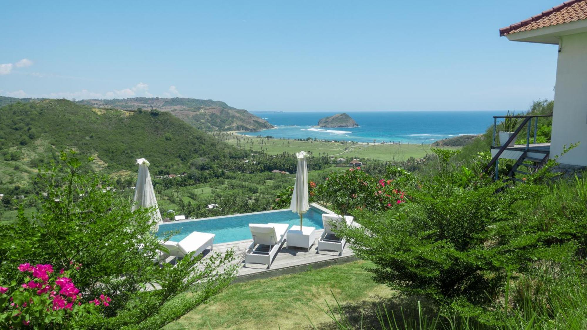 Villa Atas Pelangi Kuta  Extérieur photo